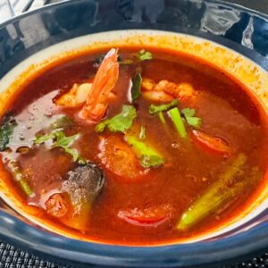 Tom Yum - Thai hot & sour with Vegetables / Chicken / Prawns