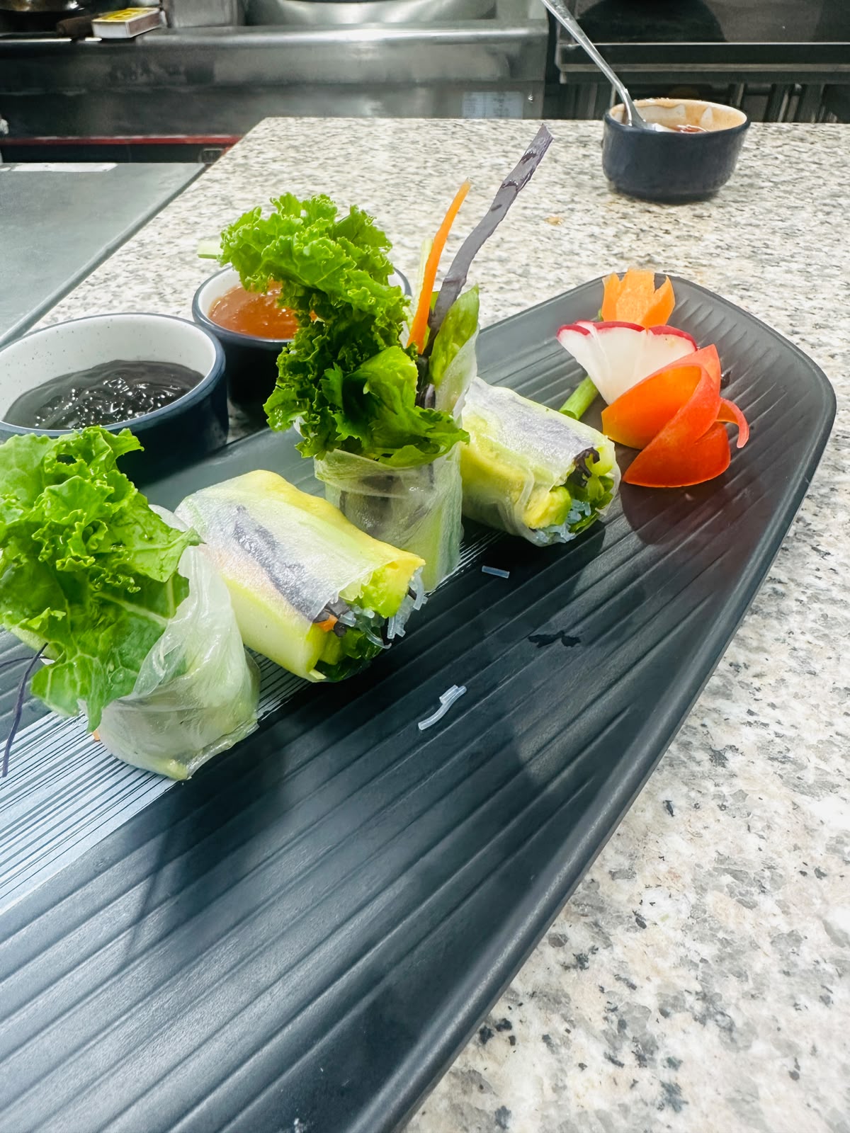 Vietnamese Summer Rolls - Rice Paper Rolls with Roasted Peanut and Nuoc Cham Dip (Avocado/Chicken/Prawns/Fresh Vegetables)